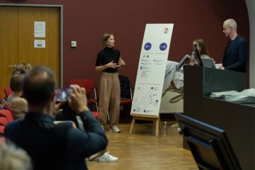 Roman Černohous a Esté architekti při prezentaci výsledků výzkumu zaměstnancům ÚPMD a odborné veřejnosti